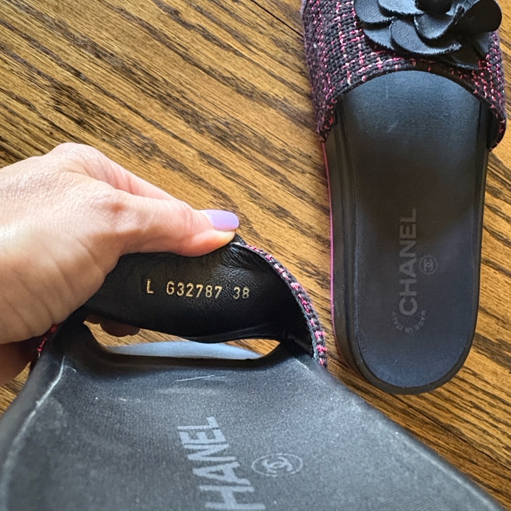 Chanel Camelia Tweed Slides 38 - Picture 3 of 5